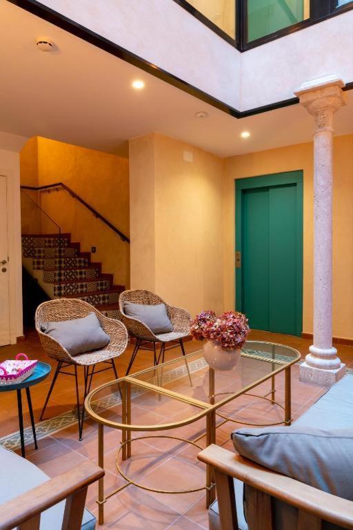 Suites San Pablo Siviglia Esterno foto
